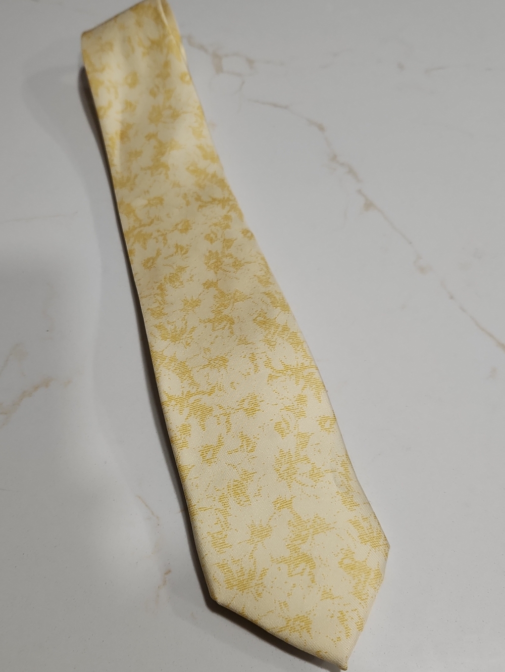 Michael Kors Cream Tie with Pale Yellow Floral Jacquard